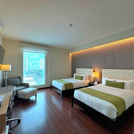 Hotel Ramada Plaza By Wyndham Panama Punta Pacifica Extérieur photo